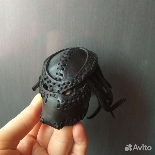 Брелок Хищник