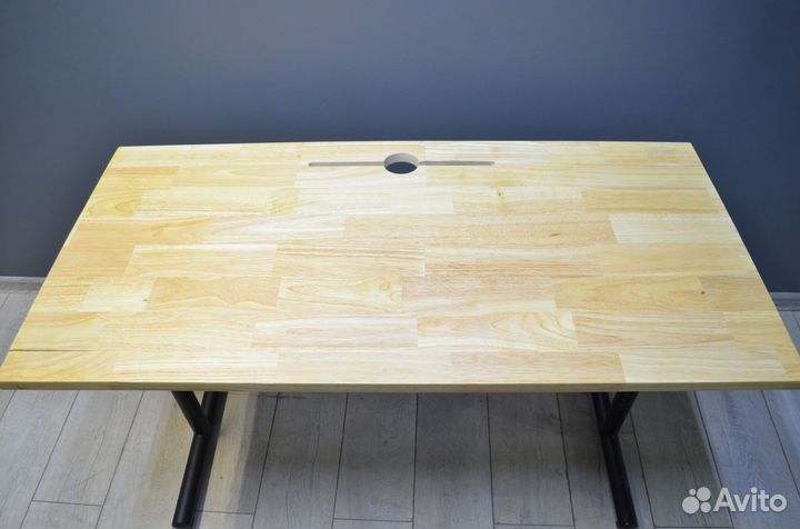 Стол письменный