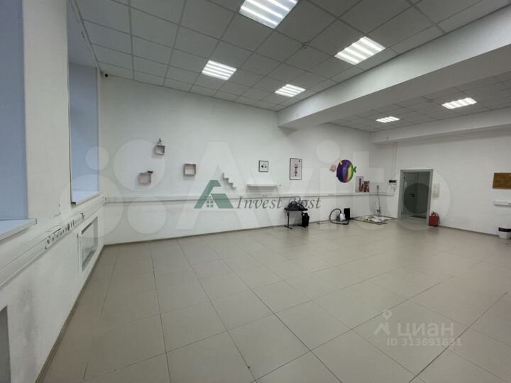 Офис, торговое помещение, 67 кв. м