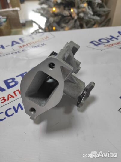 Помпа новая насос водяной (есть на разные авто )