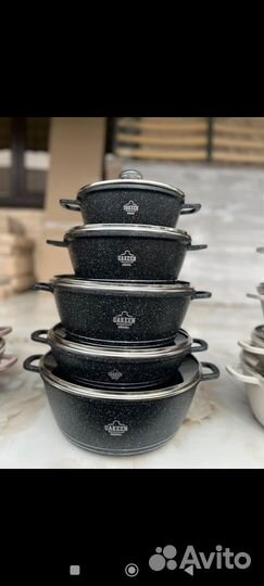Набор кастрюль