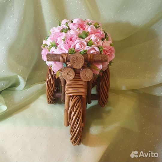 Цветочная композиция из фоамирана