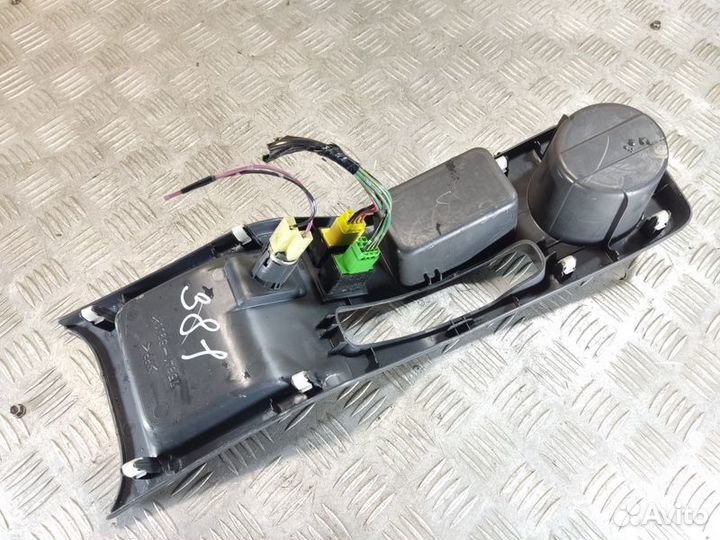 Накладка декоративная Suzuki Liana 2001-2007