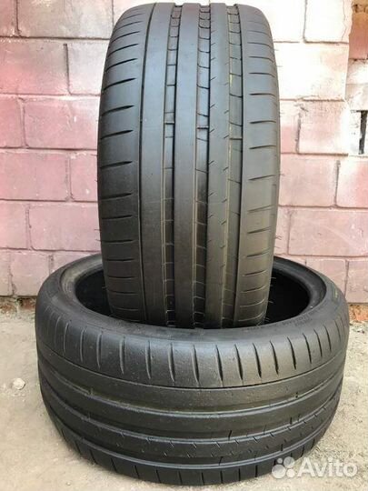 Michelin Pilot Super Sport 235/35 R20