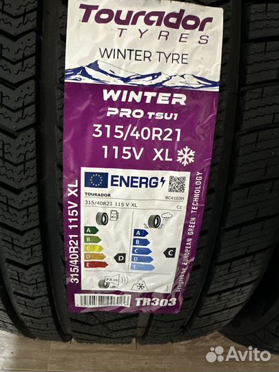 Tourador Winter Pro TSU1 275/45 R21 и 315/40 R21 112V