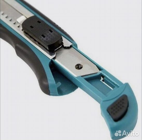 Нож с сегментированным лезвием (8 лезвий), Makita