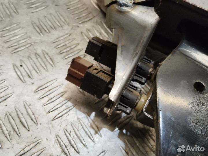 Педаль тормоза с датчиками Nissan x-trail t30