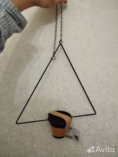 Кашпо подвесное