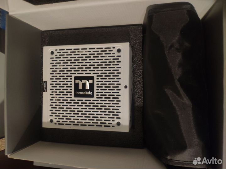 Блок питания Thermaltake toughpower GF1 850W