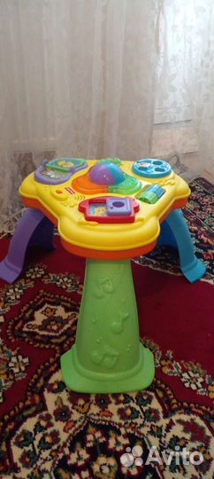 Развивающий столик fisher price