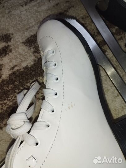 Коньки фигурные 36 размер