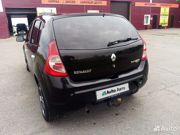 Renault Sandero 1.6 AT, 2010, 290 000 км