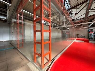 Сдам торговое помещение, 98.8 м²