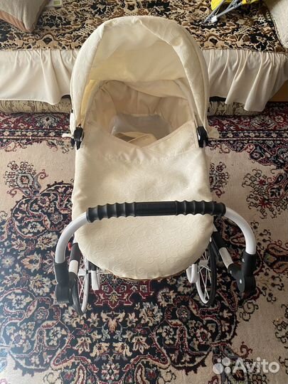 Коляска для кукол