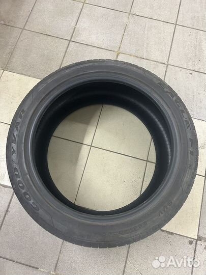 Goodyear Eagle F1 All Season 295/40 R22