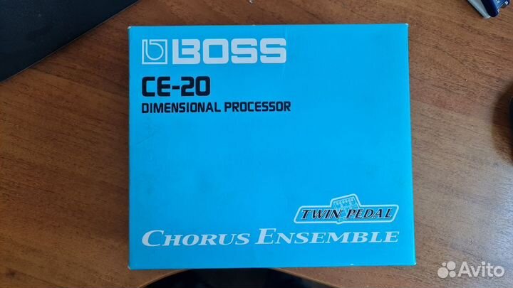Гитарный/бас процессор Boss CE-20 Chorus Ensemble
