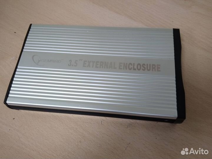 Два Внешних корпуса для жёсткого диска 3.5