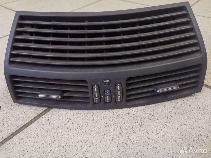 Дефлектор воздушный Mercedes w220