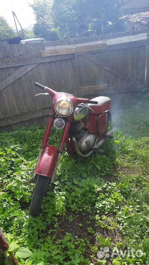 Ява 250