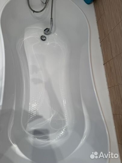 Ванная акриловая 170