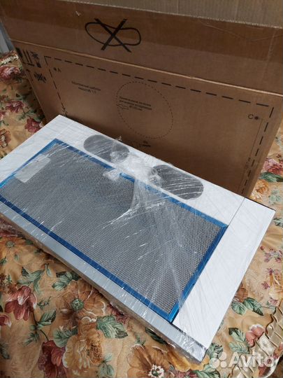 Новая вытяжка для кухни 60 см