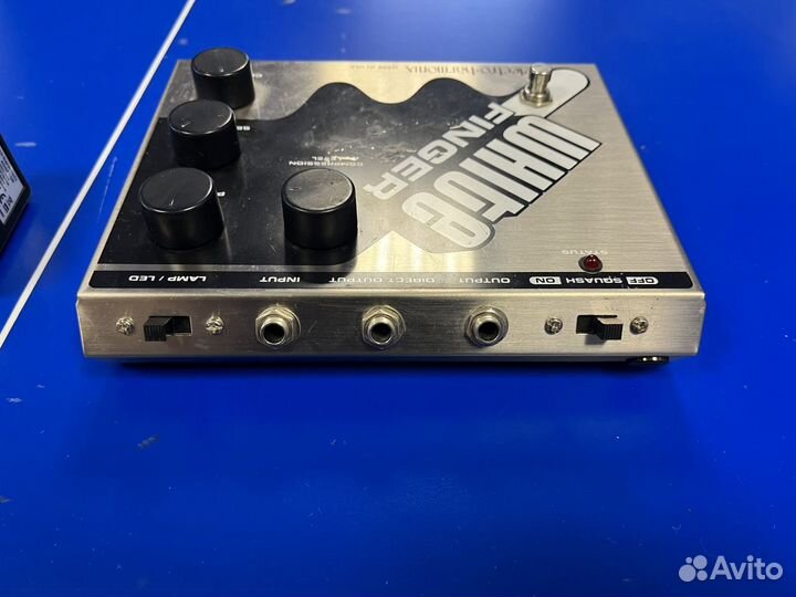Electro-Harmonix White Finger компрессор