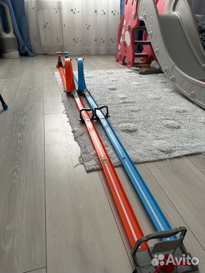 Трек hot wheels