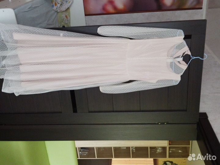 Продам платье на выпускной для девочки