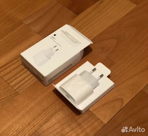 Адаптер питания Apple USB-C 20W