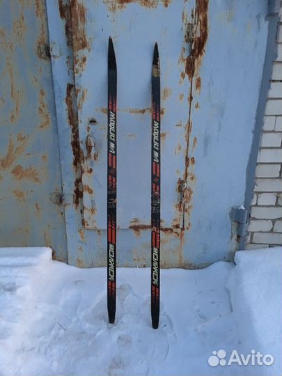 пластиковые лыжи с ботинками. лыжи детские 36 размер. лыжи детские с ботинками. авито казань лыжи детские. лыжи детские на рост 104.