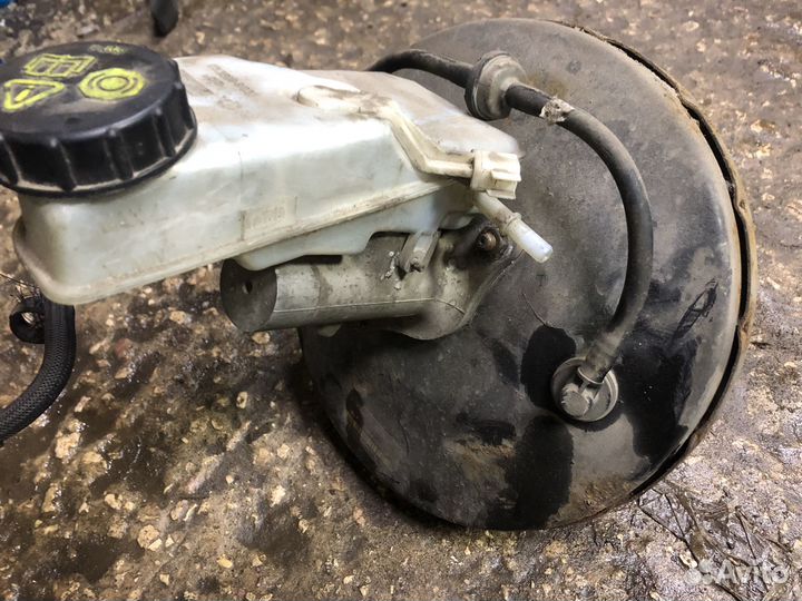 Вакуумный усилитель тормозов Ford Focus 2