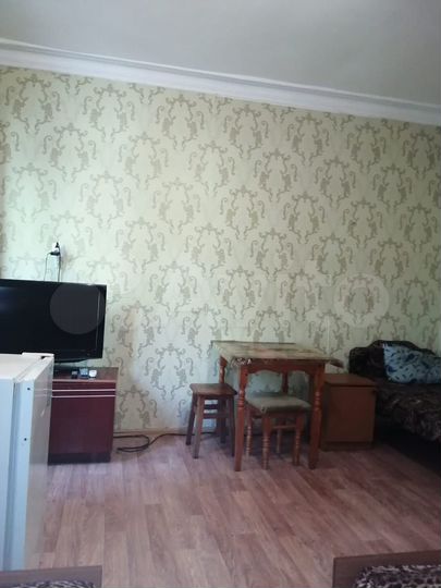 Комната 18 м² в 5-к., 2/2 эт.