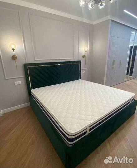 Кровать двухспальная на заказ