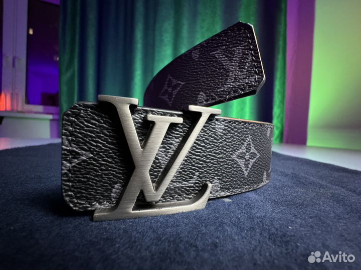 Ремень Louis Vuittonчерный