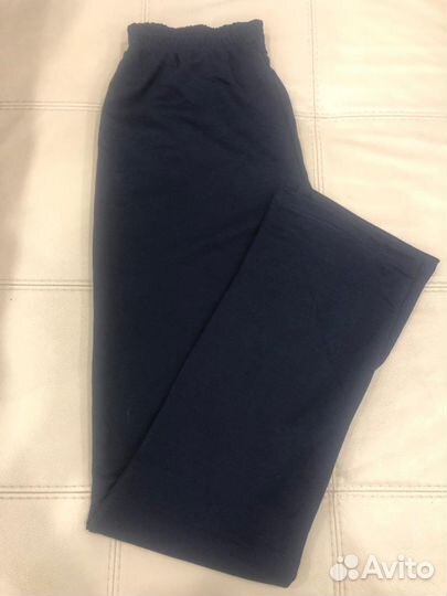 Костюм спортивный женский размер 48 новый