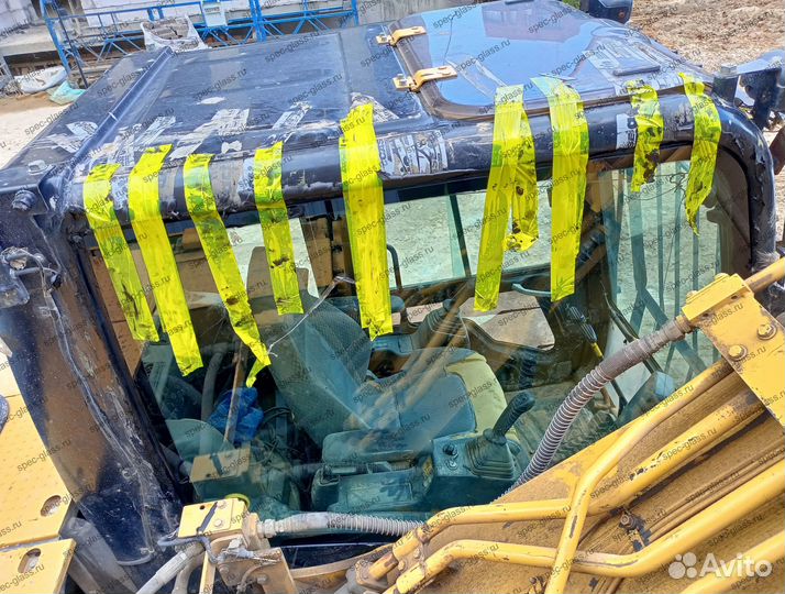 Стекло лобовое левое нижнее Dynopac