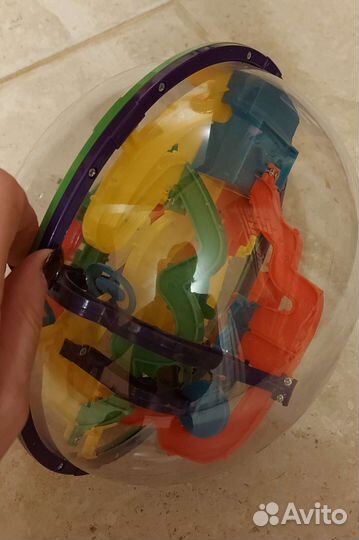 Игрушка лабиринт