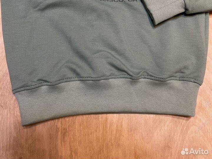 Костюм спартивный детский новый