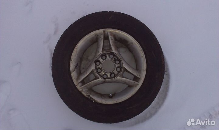 R13 Kleber Quadraxer 155/70, PCD 8x120 DIA 38