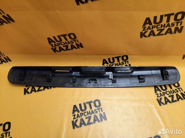 Накладка двери багажника Nissan Qashqai 2006-2014