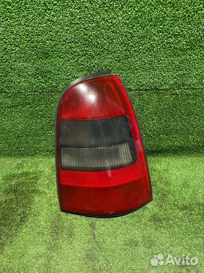 Фонарь задний правый opel vectra b универсал