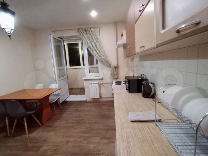 3-к. квартира, 102 м², 16/17 эт.