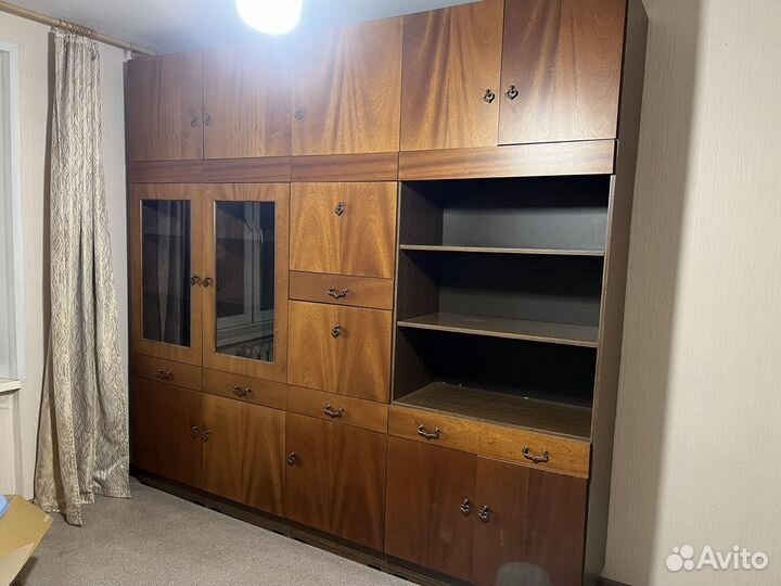 Стенка, для гостинной дл.2 м 54 см