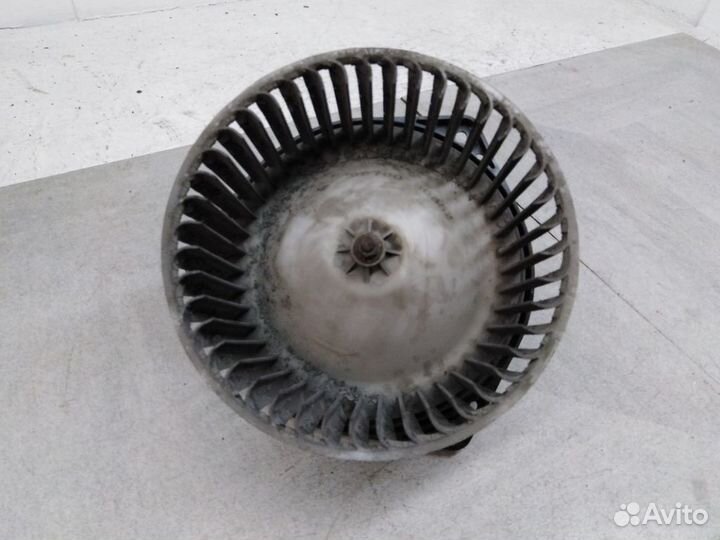 Моторчик печки Ниссан