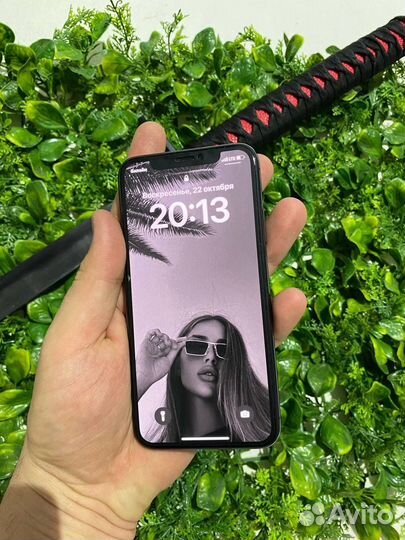 iPhone Xs, 64 ГБ