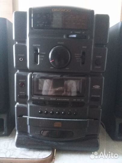 Музыкальный центр daewoo б/у