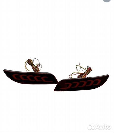 Катафоты на задний бампер Лада Приора