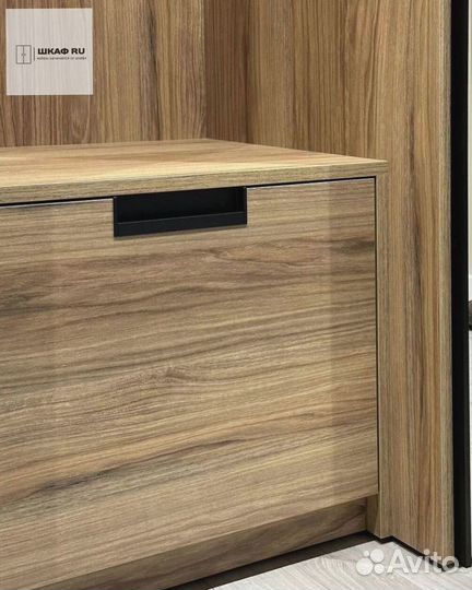 Шкаф для одежды