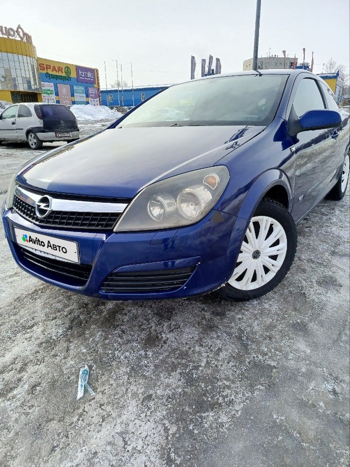 Opel Astra GTC: фото владельца