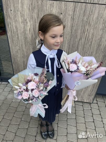 Букет из стабилизированных цветов и сухоцветов